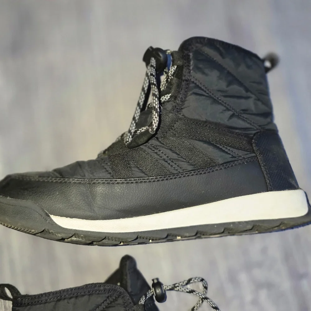 Sorel Whitney‎ II Kids Black Puffer Winter Boots Lace Up Waterproof Youth Size 6